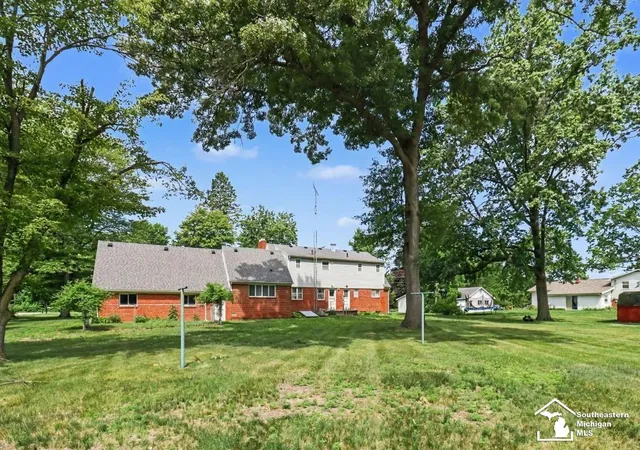 Homes for sale in Temperance, MI | 9506 Secor Rd, Temperance, MI 48182 | MLS# 50214297