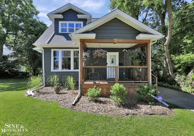 2nd image of 1113 W Michigan Ave, Lansing, MI 48915 | MLS# 50212591
