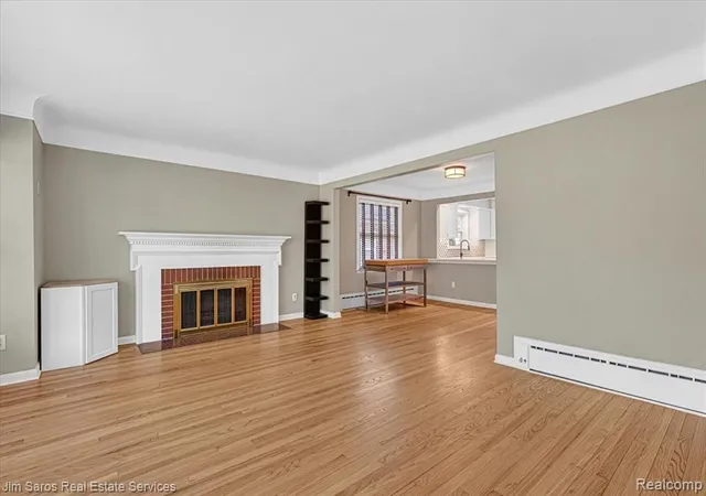 4th image of 21252 Huntington Ave, Harper Woods, MI 48225 | MLS# 60996465