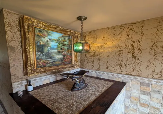 Photo 5 of Single family home for sale at 27072 Simone St, Dearborn Heights, MI 48127 | MLS# 61022252 | Listing updated on 2026-08-24