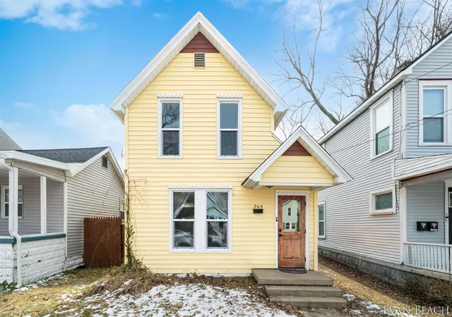 Homes for sale in Grand Rapids, MI | 264 Spencer St, Grand Rapids, MI 49505 | MLS# 70516635