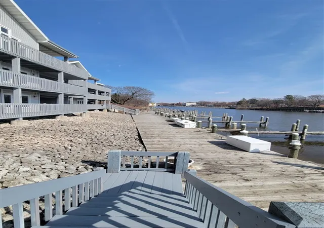 Homes for sale in Manistee, MI | 315 5th Ave #19, Manistee, MI 49660 | MLS# 70524517