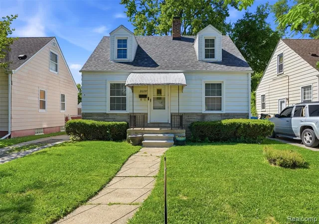 Homes for sale in Dearborn Heights, MI | 26357 Eton Ave, Dearborn Heights, MI 48125 | MLS# 61010667