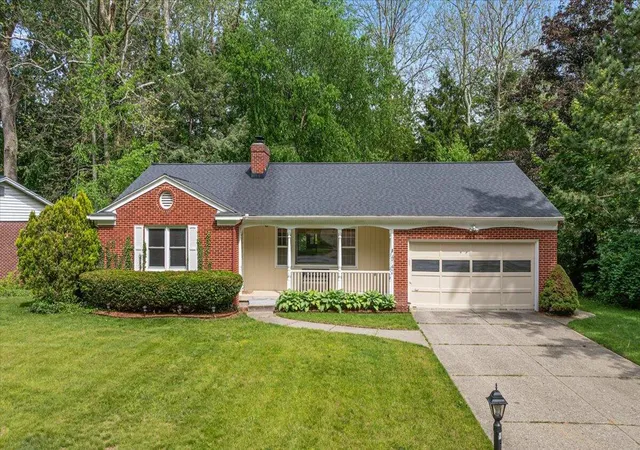 Homes for sale in Grand Rapids, MI | 4742 Curwood Ave, Grand Rapids, MI 49508 | MLS# 70534772
