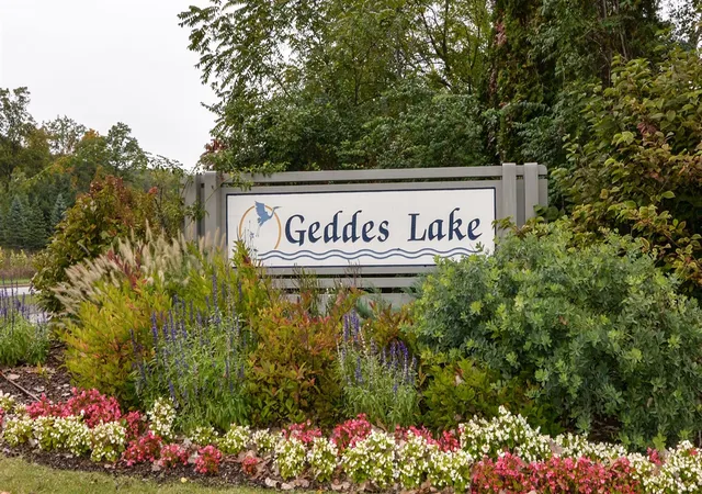 1st image of 718 Peninsula Ct, Ann Arbor, MI 48105 | MLS# 70538385