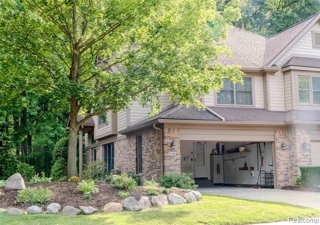 1st image of 5235 Royal Vale Ln #70, Dearborn, MI 48126 4301 | MLS# 61004595