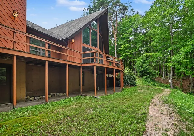 3rd image of 6696 103Rd 103Rd Ave, South Haven, MI 49090 | MLS# 70542639