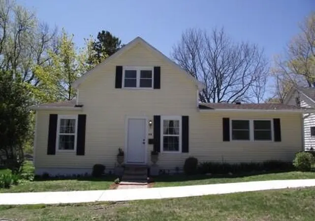 Homes for sale in Ludington, MI | 612 E Melendy St, Ludington, MI 49431 | MLS# 70534266