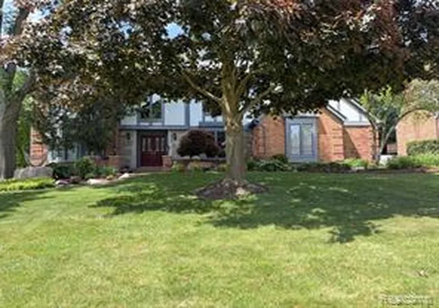 Homes for sale in Rochester Hills, MI | 2534 Topsham Dr, Rochester Hills, MI 48306 | MLS# 61002256