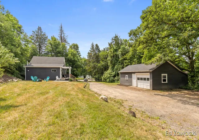 Photo 3 of Sale Pending at 6691 Cannonsburg Rd, Belmont, MI 49306 | MLS# 70547557 | Listing updated on 2026-08-10