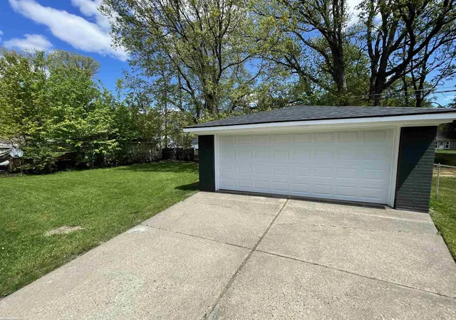 Homes for sale in Clinton Township, MI | 36550 Weideman St, Clinton Township, MI 48035 | MLS# 50212257