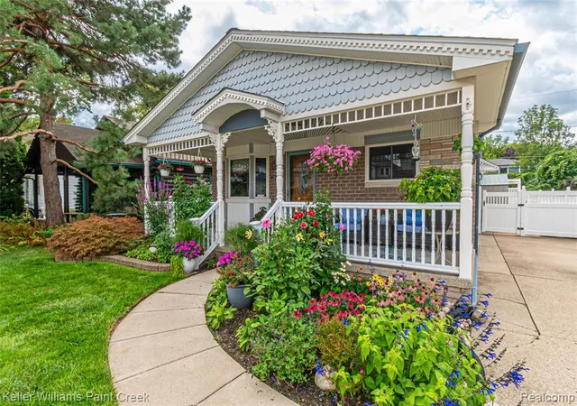 Photo 1 of Sale Pending at 22458 Milner St, Saint Clair Shores, MI 48081 2003 | MLS# 61023437 | Listing updated on 2026-09-13