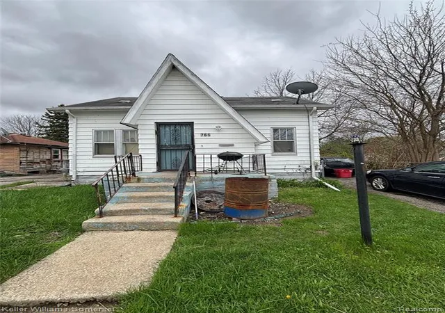 Homes for sale in Flint, MI | 766 E Austin Ave, Flint, MI 48505 | MLS# 60992127