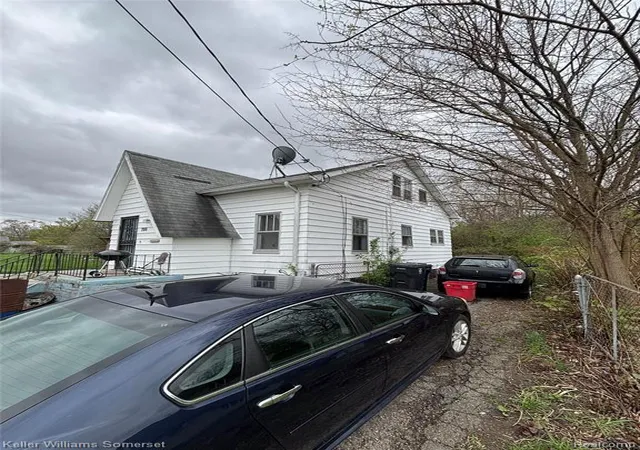 Homes for sale in Flint, MI | 766 E Austin Ave, Flint, MI 48505 | MLS# 60992127