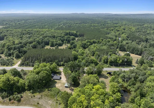 72nd image of 15049 Healy Lake Rd, Bear Lake, MI 49614 | MLS# 80071973