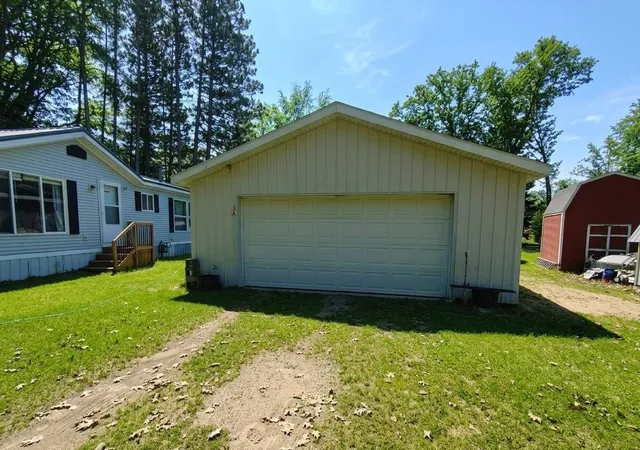 Photo 2 of Single family home for sale at 350 Lincoln Rd, Lake, MI 48632 | MLS# 50203719 | Listing updated on 2026-04-10