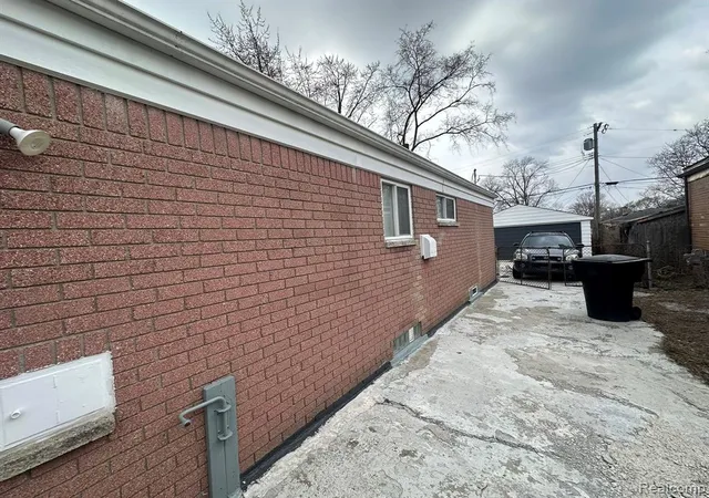 2nd image of 20135 Ilene St, Detroit, MI 48221 | MLS# 60979046
