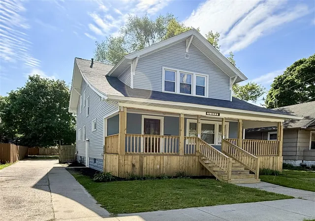 Homes for sale in Muskegon, MI | 1552 Hoyt St, Muskegon, MI 49442 | MLS# 70533649
