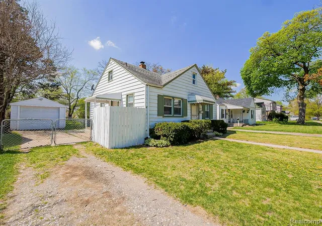 Photo 3 of Sale Pending at 13957 San Jose Ave, Redford, MI 48239 2946 | MLS# 61008662 | Listing updated on 2026-09-04