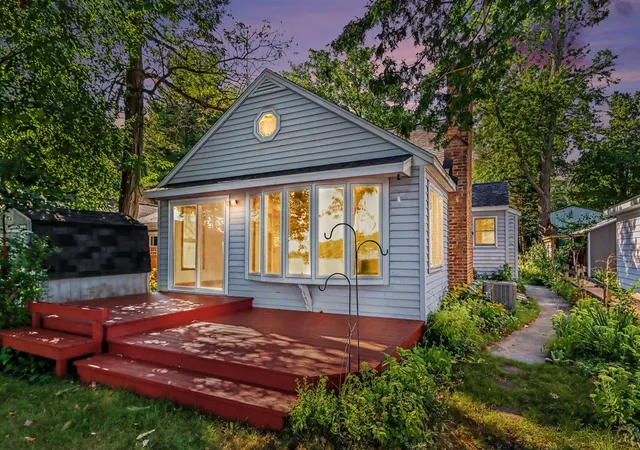 30th image of 4621 S Long Lake Dr, Portage, MI 49002 | MLS# 70553391