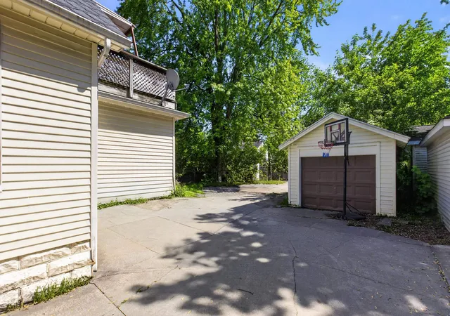 Photo 3 of Multi family home for sale at 1706 Mckinley Ave, Bay City, MI 48708 | MLS# 50209773 | Listing updated on 2026-09-04