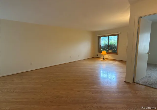 Photo 2 of Condo for sale at 32972 Maple Ln Cir, Warren, MI 48093 | MLS# 61019963 | Listing updated on 2026-09-05