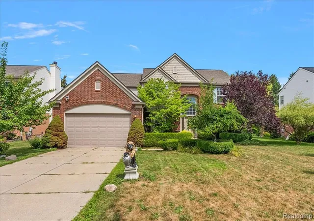 1st image of 34827 Fontana Dr, Sterling Heights, MI 48312 | MLS# 61022572