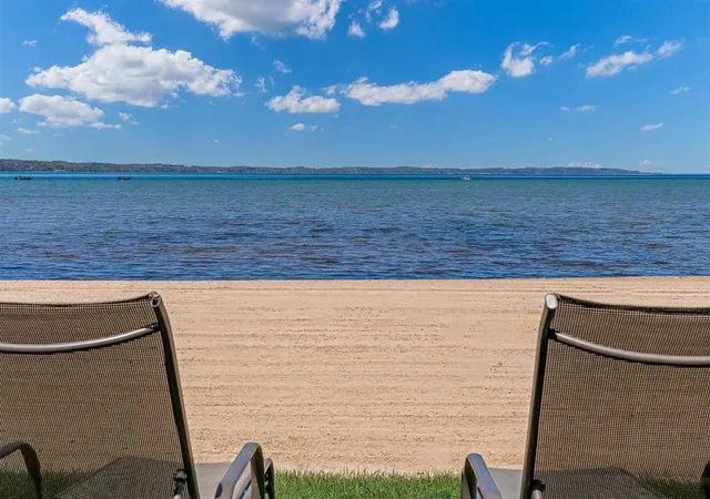 2nd image of 2211 N Us-131 N, Traverse City, MI 49686