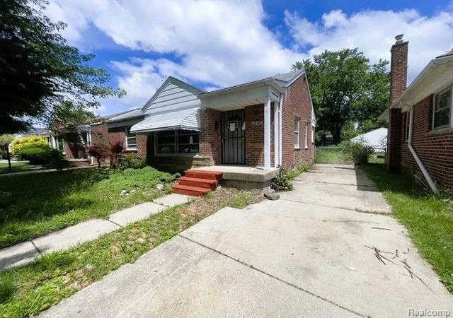 3rd image of 26474 Somerset Dr, Inkster, MI 48141 | MLS# 61007418