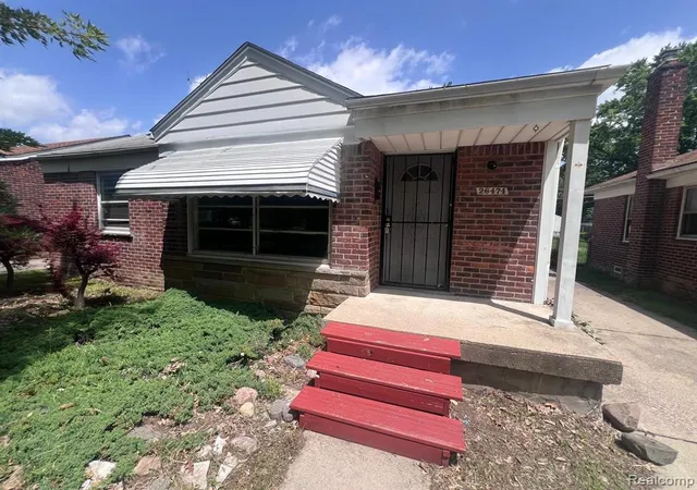 4th image of 26474 Somerset Dr, Inkster, MI 48141 | MLS# 61007418