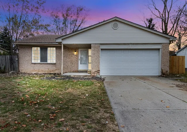 1st image of 1735 Crestline Dr, Troy, MI 48083 | MLS# 70505375