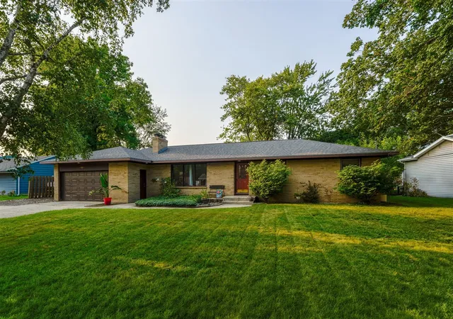 Photo 2 of Sale Pending at 4103 Omaha St, Grandville, MI 49418 | MLS# 70552817 | Listing updated on 2026-08-25