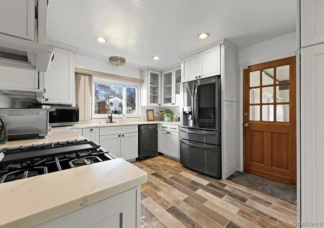 4th image of 18131 Magnolia Ave, Southfield, MI 48075 | MLS# 60954533