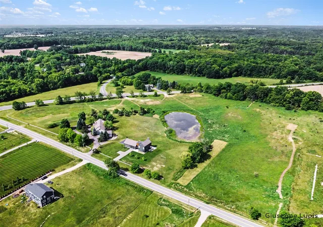 4th image of 8655 Cannonsburg Rd, Ada, MI 49301 | MLS# 70542693