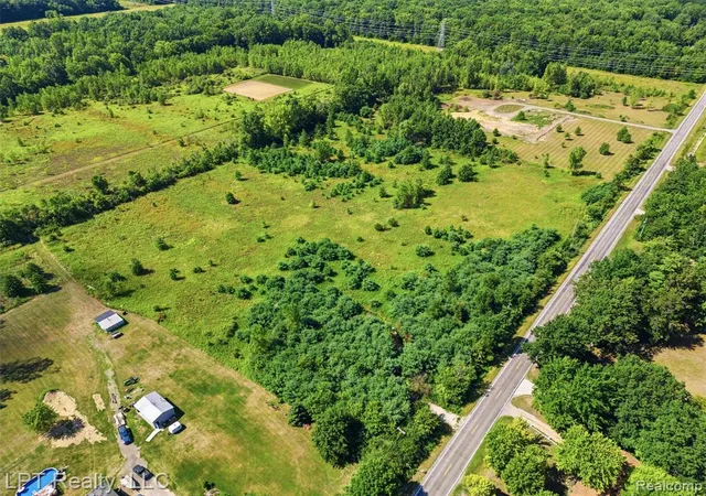 2nd image of 13191 Nichols Rd, Montrose, MI 48457 | MLS# 61023202