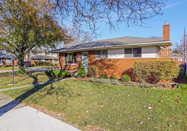 Photo 1 of Single Family Residence at 7292 Fairwood Dr, Dearborn Heights, MI 48127 | MLS# 60353638 | | Sold on 2024-12-16
