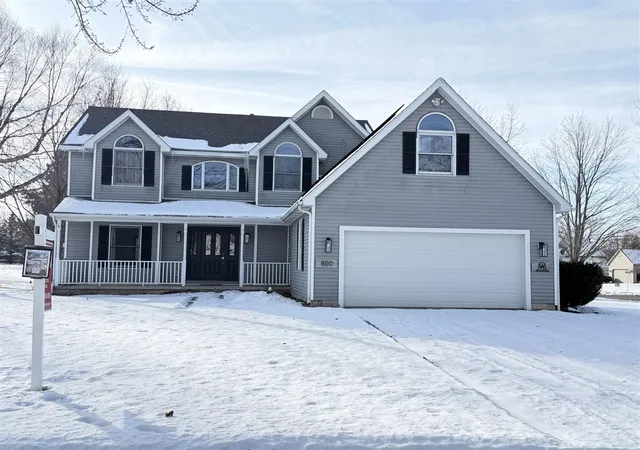 Photo 1 of Single family home for sale at 800 Stetson St, Tecumseh, MI 49286 | MLS# 70502564 | Listing updated on 2026-01-08
