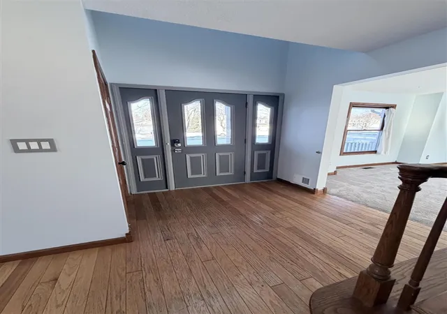 Photo 2 of Single family home for sale at 800 Stetson St, Tecumseh, MI 49286 | MLS# 70502564 | Listing updated on 2026-01-08