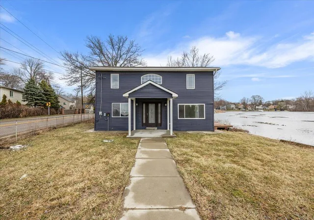 Photo 2 of Single family home for sale at 3545 Union Lake Rd, Commerce Township, MI 48382 | MLS# 70521941 | Listing updated on 2026-05-07