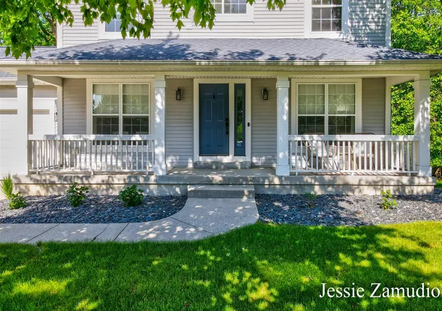 Homes for sale in Grand Rapids, MI | 5609 E Grove Dr, Grand Rapids, MI 49512 | MLS# 70534375