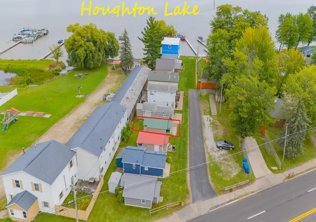 Listing Photo 1 - Condo for sale in building located at 6482 W Houghton Lake Dr, Houghton Lake, MI 48629 - Unit #Cabin #4