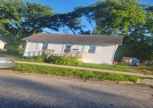 Photo 4 of Sale Pending at 1210 13Th St, Bay City, MI 48708 | MLS# 50219670 | Listing updated on 2026-08-28