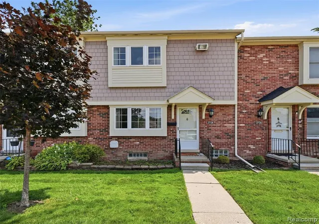 Photo 2 of Sale Pending at 37136 Charter Oaks Blvd, Clinton Township, MI 48036 | MLS# 61014782 | Listing updated on 2026-08-19