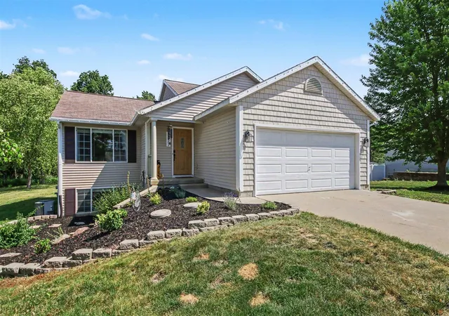 Homes for sale in Cedar Springs, MI | 2227 Avalon View Dr, Cedar Springs, MI 49319 | MLS# 70544042