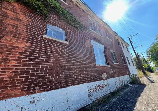 Photo 2 of Multi family home for sale at 3465 Wager St, Detroit, MI 48206 1827 | MLS# 60939541 | Listing updated on 2026-09-15