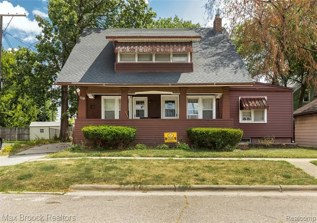 Photo 2 of Sale Pending at 1119 S Lafayette Ave, Royal Oak, MI 48067 3180 | MLS# 61024295 | Listing updated on 2026-09-02