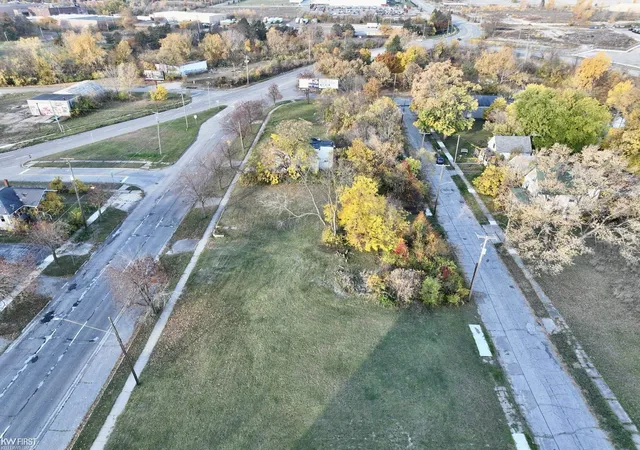 4th image of 1273 Broadway Blvd, Flint, MI 48506 | MLS# 50137414