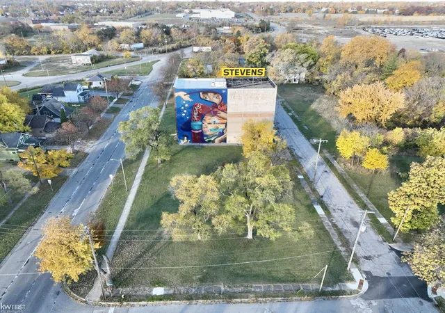 5th image of 1273 Broadway Blvd, Flint, MI 48506 | MLS# 50137414
