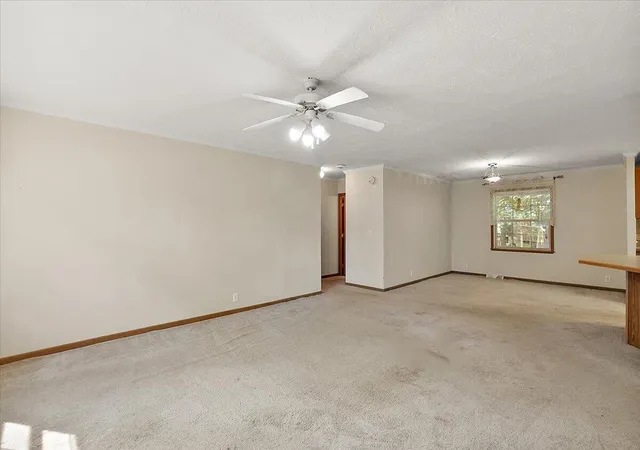 2nd image of 8111 Seminole Dr, Howard City, MI 49329 | MLS# 70552748