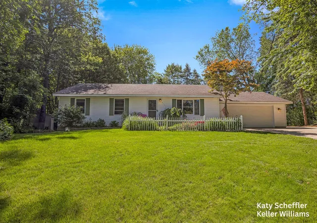 Homes for sale in Dorr, MI | 4167 Ponderosa Dr, Dorr, MI 49323 | MLS# 70541809